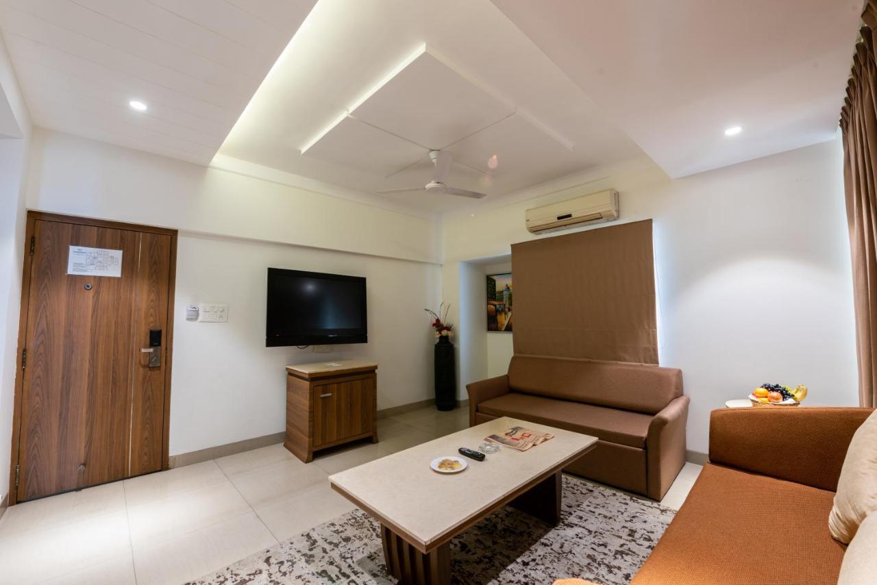 Click Hotel Nashik Exterior photo